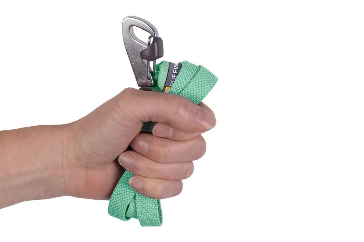 RUFFWEAR Guinzaglio per cani, ultra leggero e resistente, con tasca portaoggetti integrata e clip Crux bloccabile, compatto si piega fino a tasca, verde salvia
