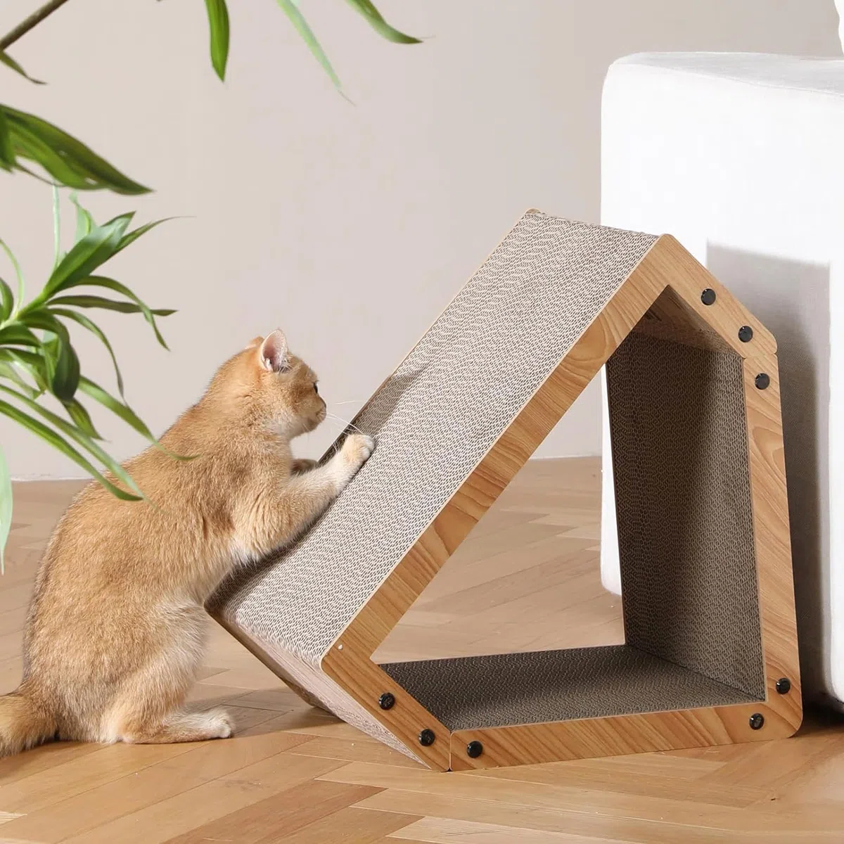 FUKUMARU Tiragraffi Per Gatti, Tiragraffi A Forma Di Casa Extra Lungo 42 cm Per Gatti, Tiragraffi In Cartone,Lettino Giardino,Carico Massima di 10 KG, Grande,Divertente.