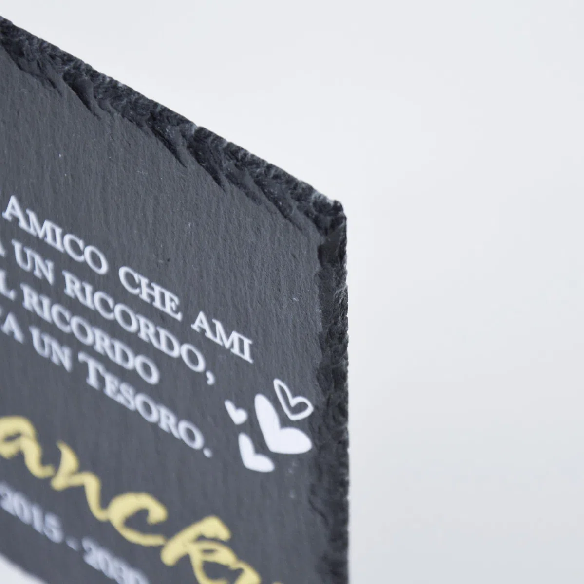 Targa Commemorativa per Cani, gatti e animali domestici in Ardesia, 26,5x16 cm, Personalizzazione, Lapide ricordo Cane anche da esterno con Foto del Tuo amimale domestico, piedini Inclusi (Flap3)