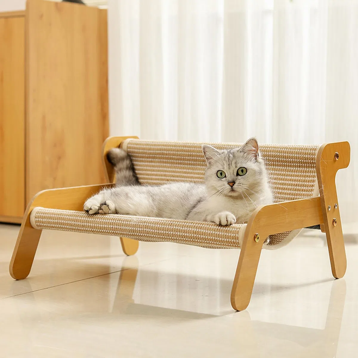 Divano tiragraffi per gatti per tutte le stagioni, rivestito in sisal, resistente ai graffi, con tappetino rinfrescante, design multifunzionale, per atrii, balconi e sale attività per gatti